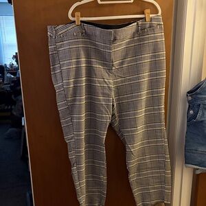 Lane Bryant Women’s Plaid Trouser Pants Size 26